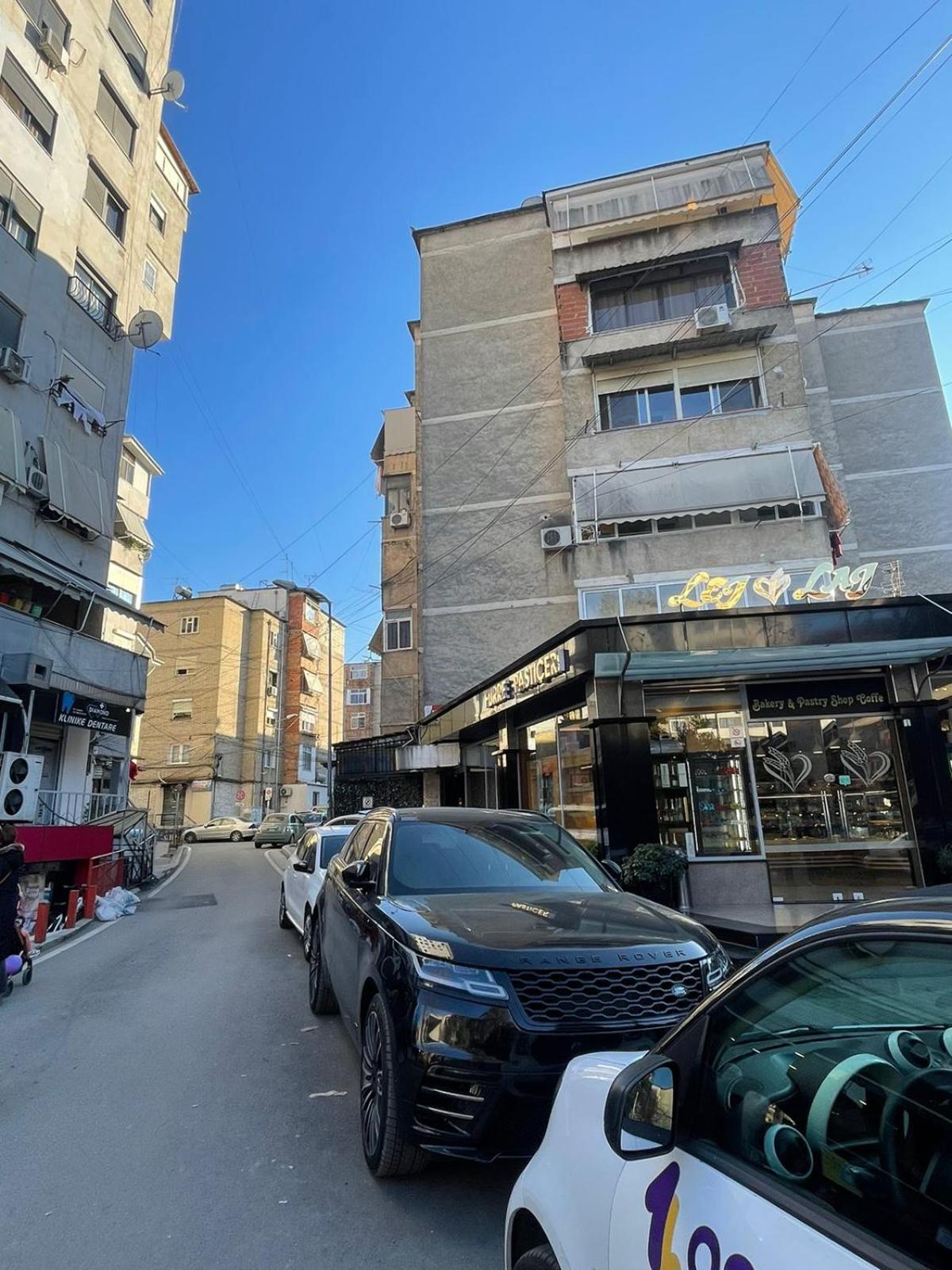 Dea'S Apartment: Hidden Gem Tirana Esterno foto